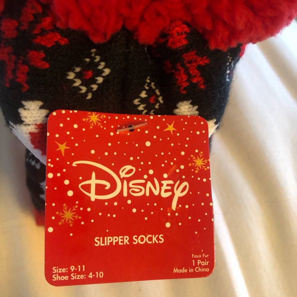 Disney Minnie Bow Slipper Socks ( non slip ) NWT  shoe size 4-10 - Picture 3 of 6